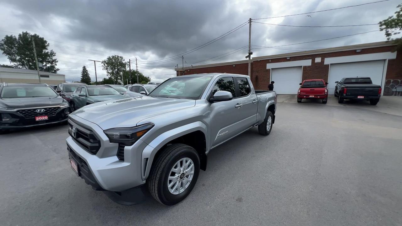 2025 Toyota Tacoma DBL CAB | HTD SEATS | CARPLAY | ALLOYS | TOW PKG Photo3