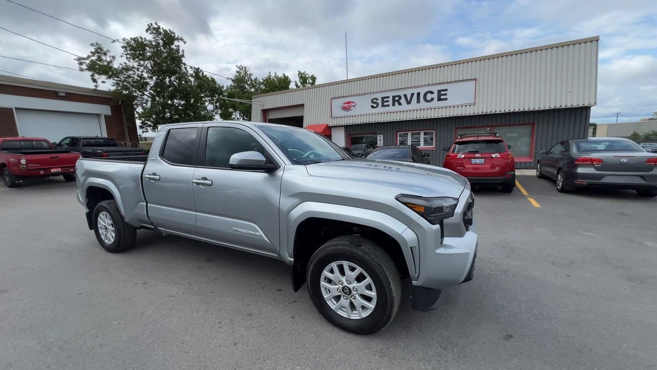 2025 Toyota Tacoma DBL CAB | HTD SEATS | CARPLAY | ALLOYS | TOW PKG Photo
