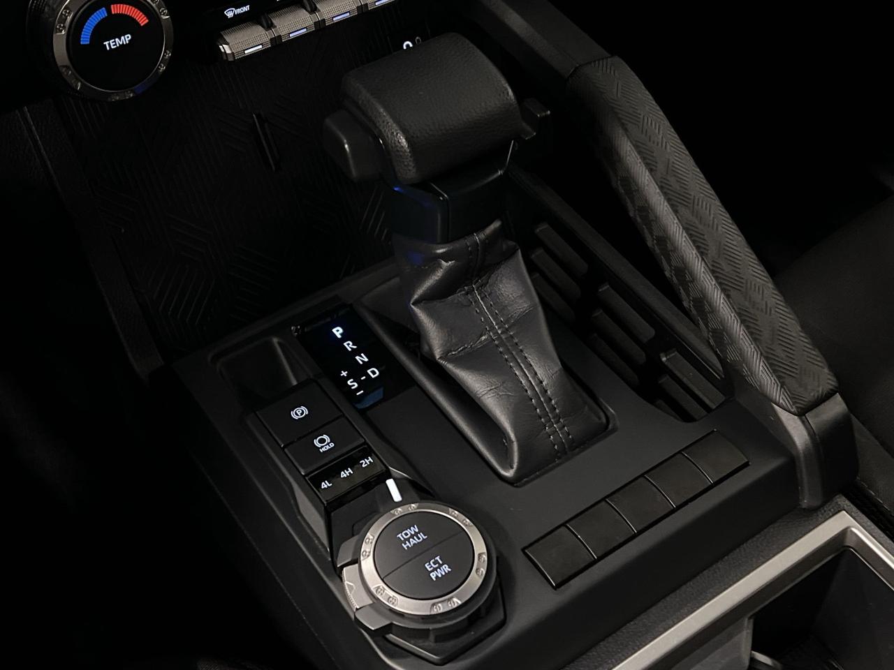 2025 Toyota Tacoma DBL CAB | HTD SEATS | CARPLAY | ALLOYS | TOW PKG Photo