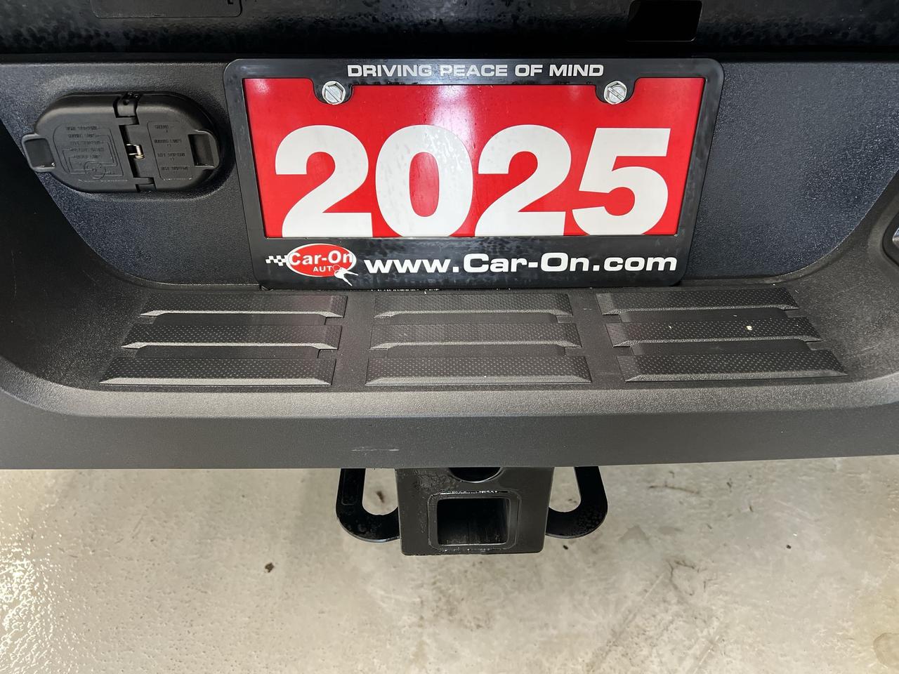 2025 Toyota Tacoma DBL CAB | HTD SEATS | CARPLAY | ALLOYS | TOW PKG Photo