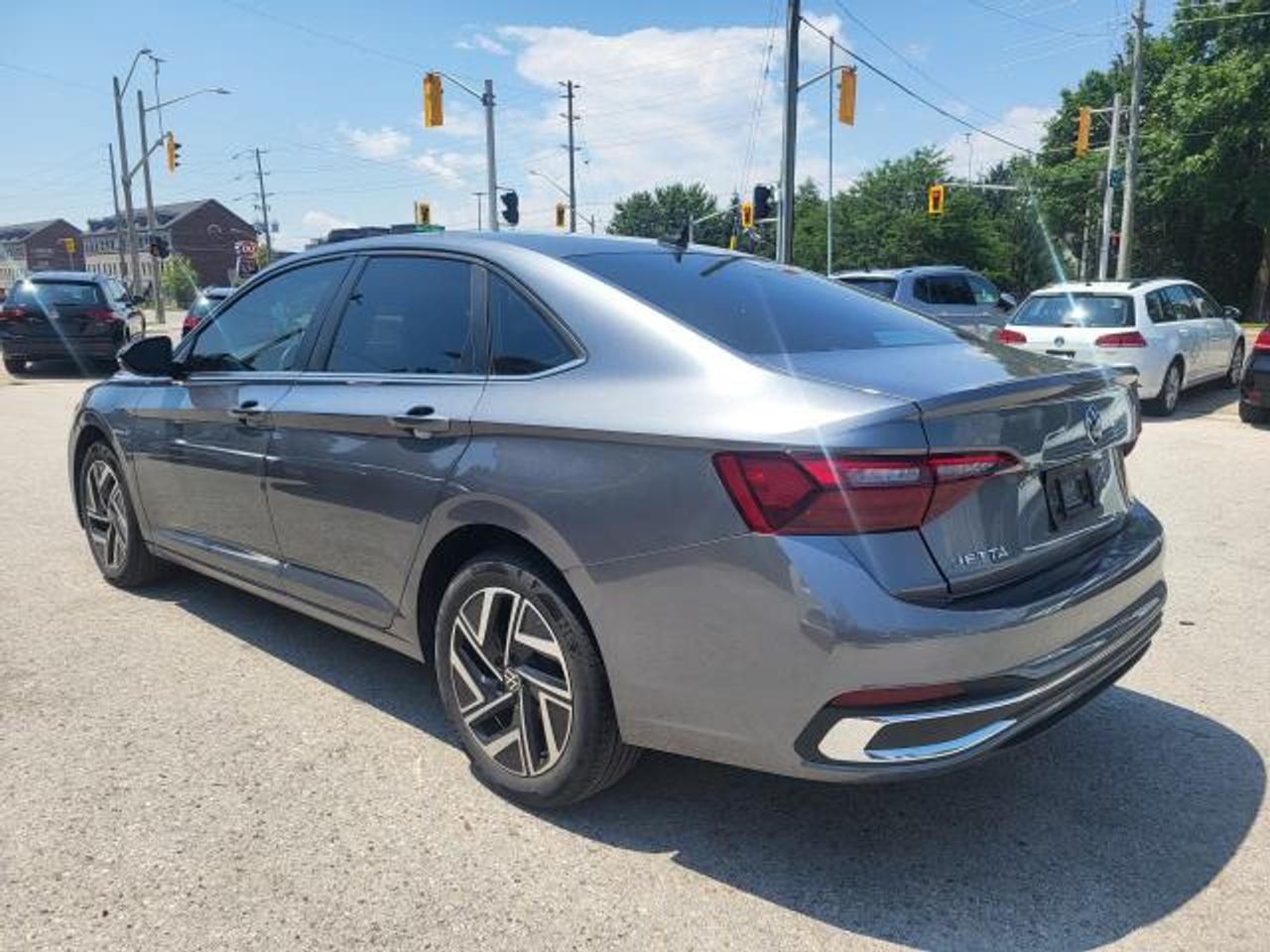 2024 Volkswagen Jetta HIGHLINE Photo