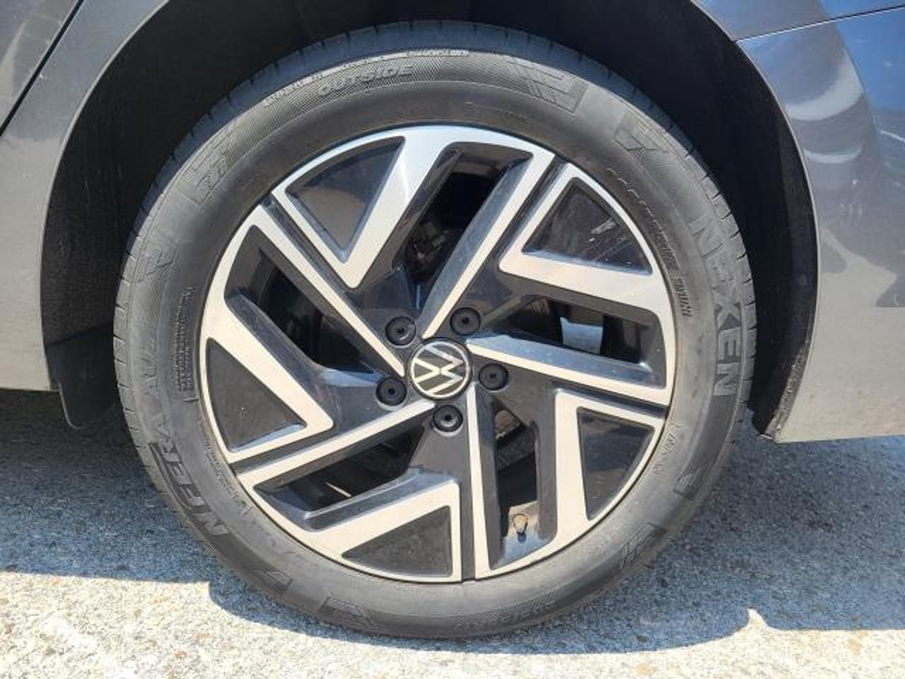 2024 Volkswagen Jetta HIGHLINE Photo