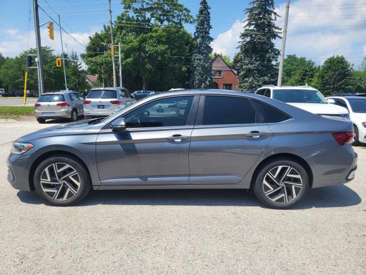 2024 Volkswagen Jetta HIGHLINE Photo