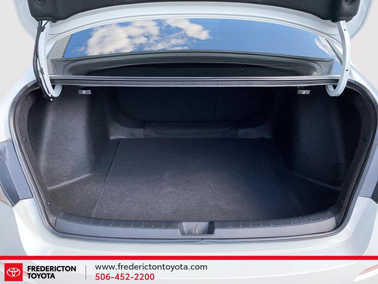 2025 Honda Civic Hybrid SPORT Photo