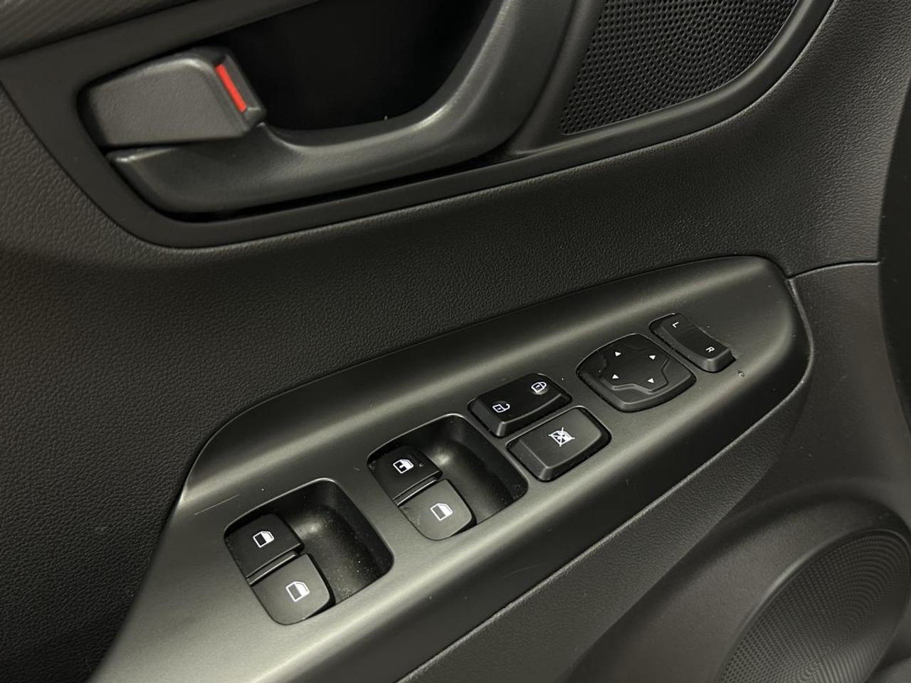 2023 Hyundai KONA 2.0L Essential FWD Photo