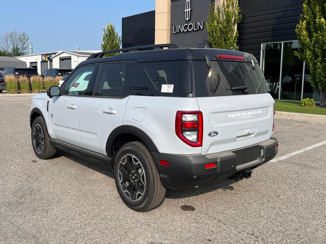 2026 Ford Bronco Sport Outer Banks 4x4 Photo