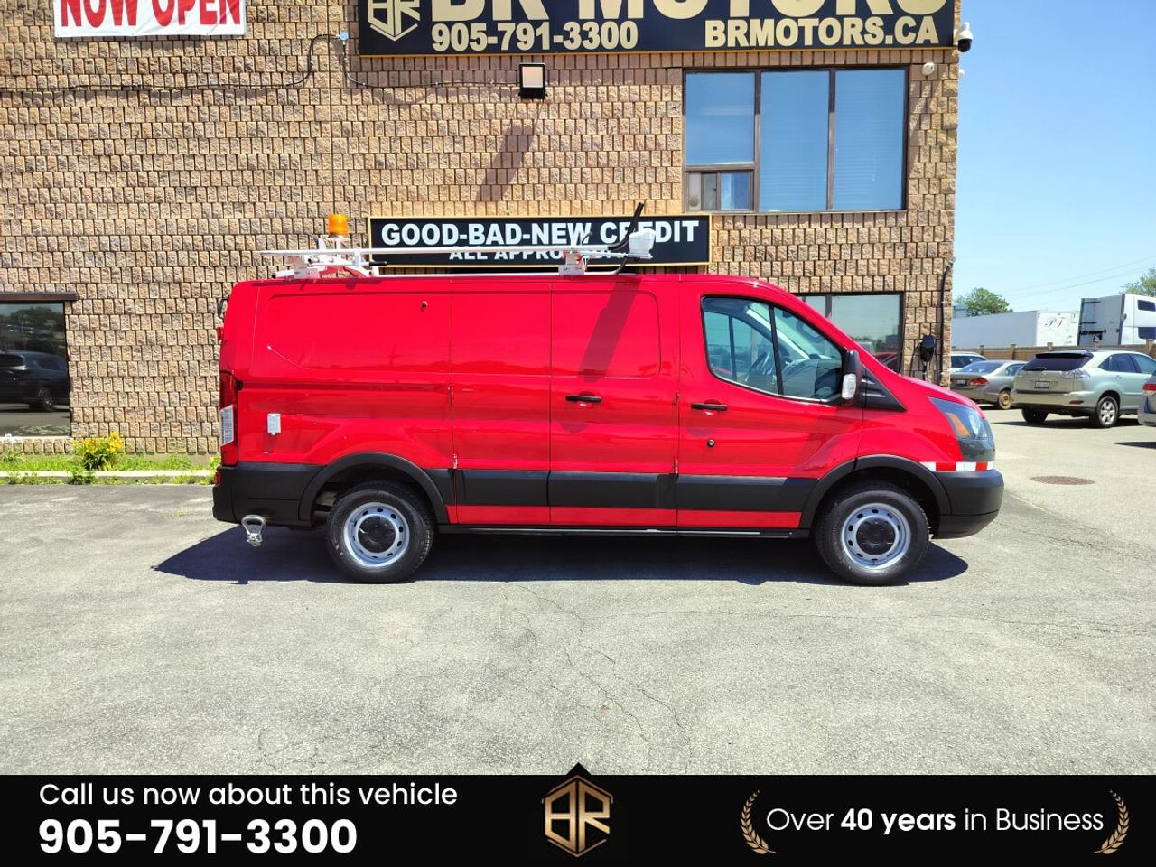 2019 Ford Transit T 250 Photo3