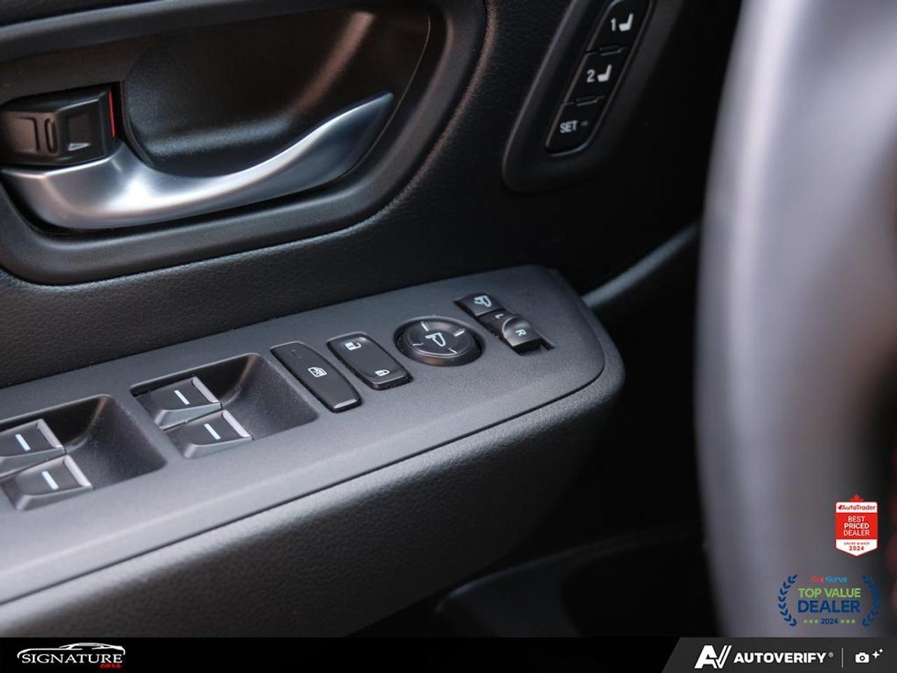 2025 Honda Pilot Black Edition No Accident One Owner Panoramic Roof Photo