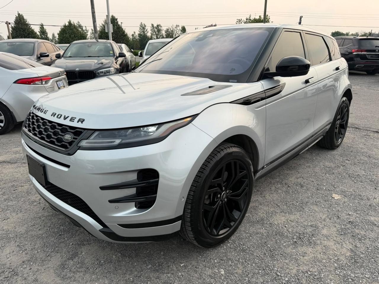 2020 Land Rover Evoque HSE Photo0