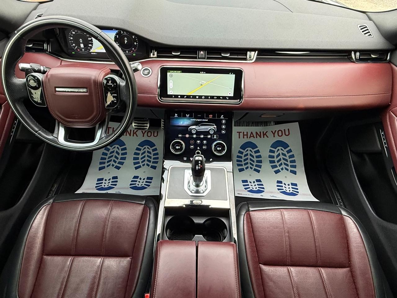 2020 Land Rover Evoque HSE Photo