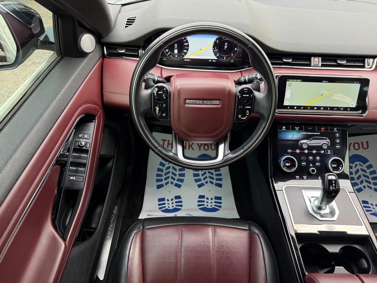 2020 Land Rover Evoque HSE Photo