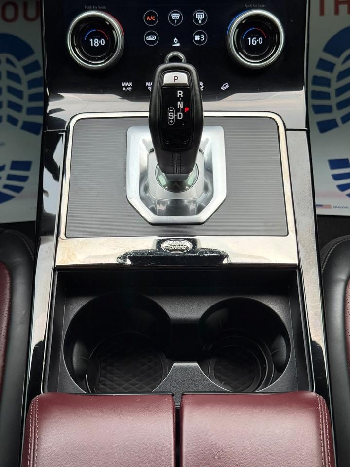 2020 Land Rover Evoque HSE Photo