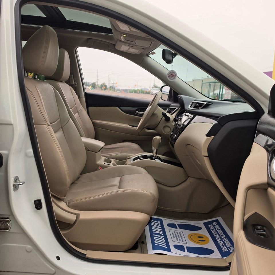 2014 Nissan Rogue AWD 4dr SL Photo