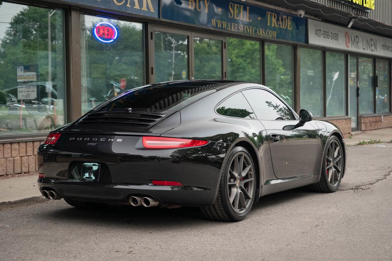 2013 Porsche 911 Carrera S Coupe Photo