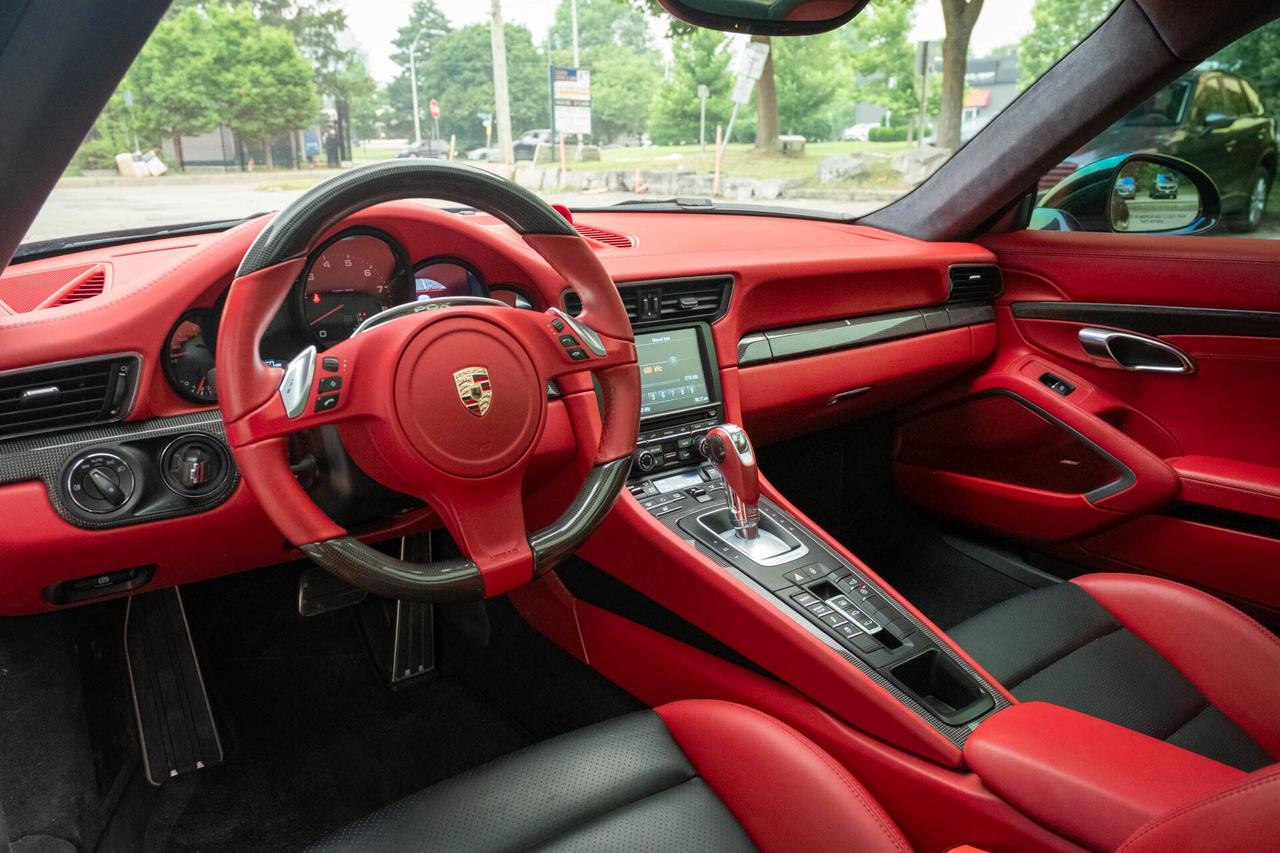 2013 Porsche 911 Carrera S Coupe Photo