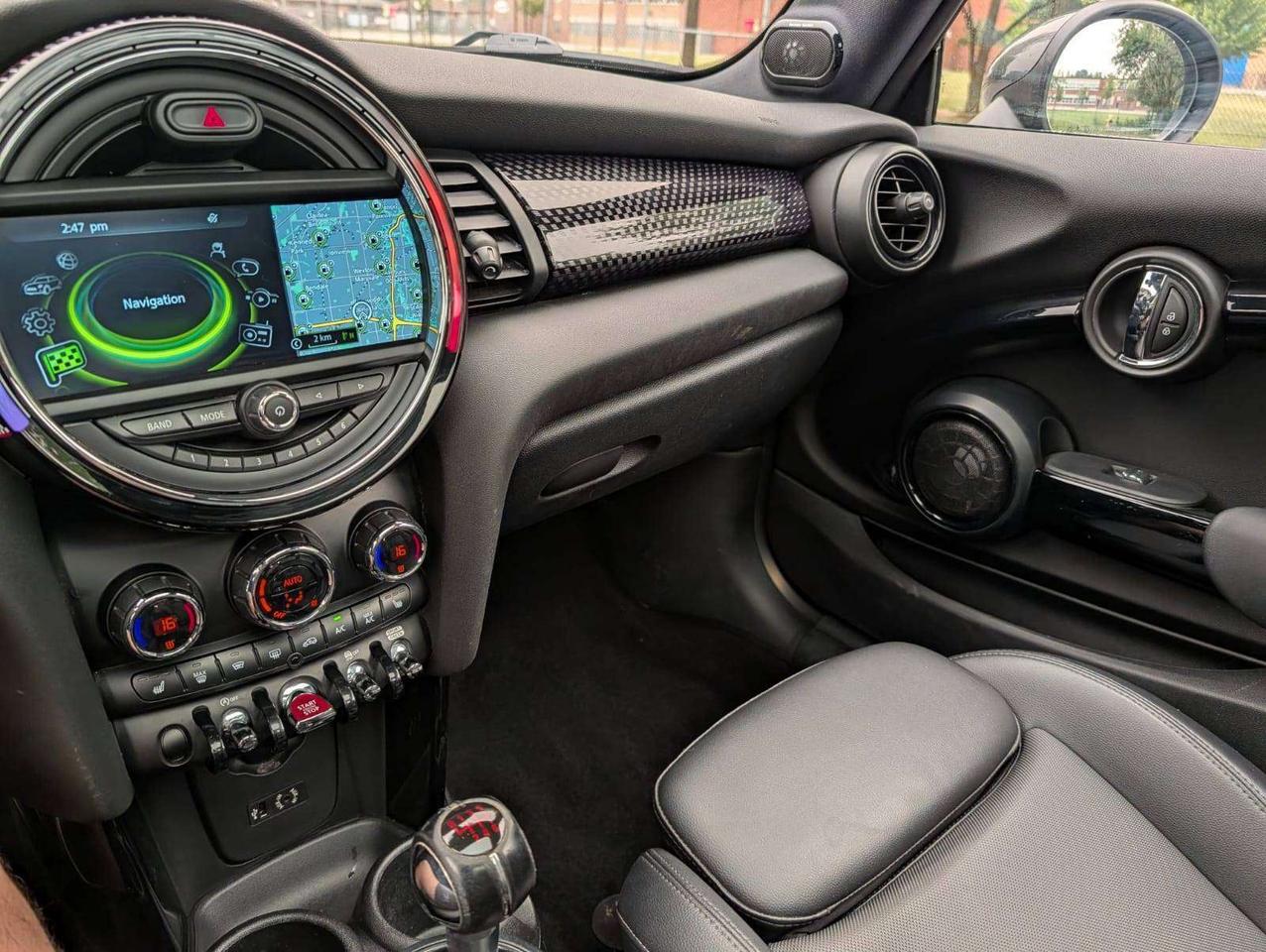 2018 MINI 3 Door John Cooper Works Photo