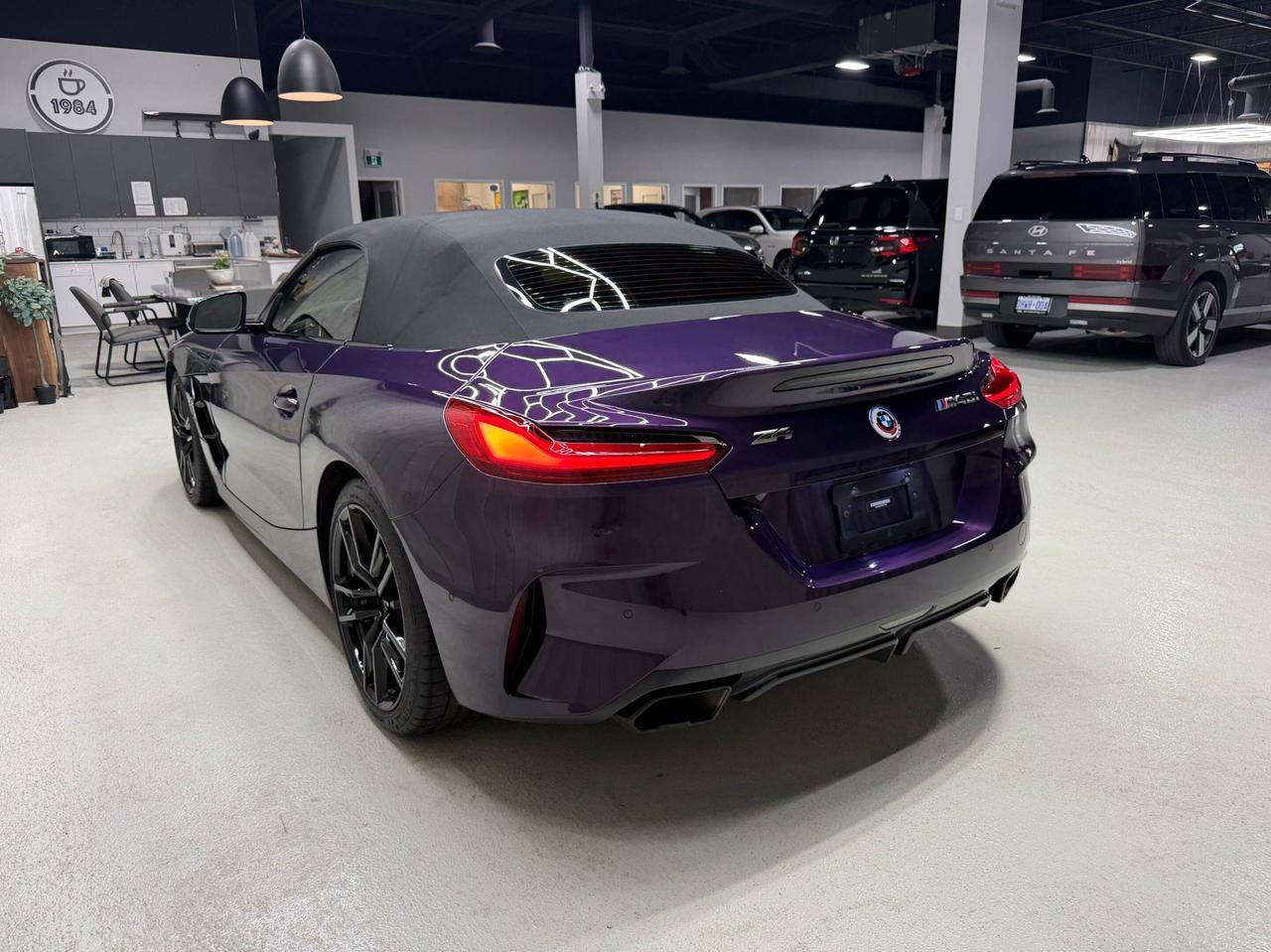 2023 BMW Z4 M40i Roadster Photo