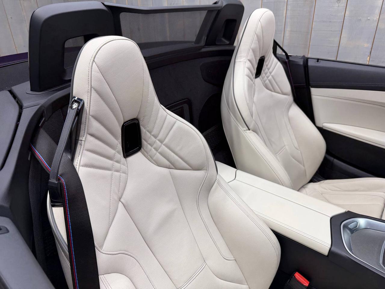 2023 BMW Z4 M40i Roadster Photo
