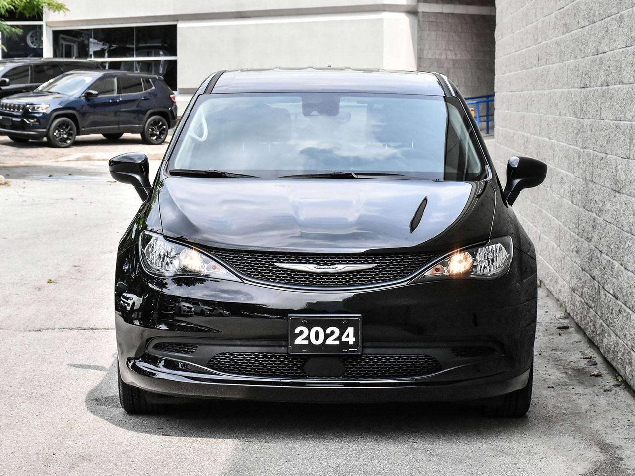 2024 Chrysler Grand Caravan SXT Front-Wheel Drive Passenger Van Photo