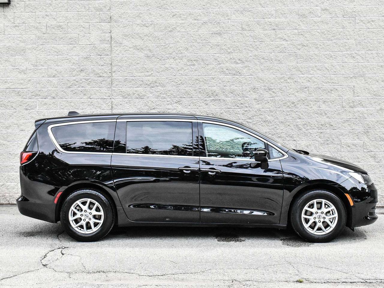 2024 Chrysler Grand Caravan SXT Front-Wheel Drive Passenger Van Photo