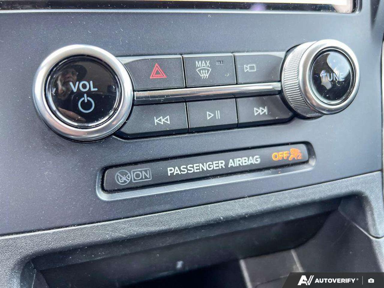 2023 Ford Edge Titanium   HEATED SEATS   PWR TAILGATE Photo