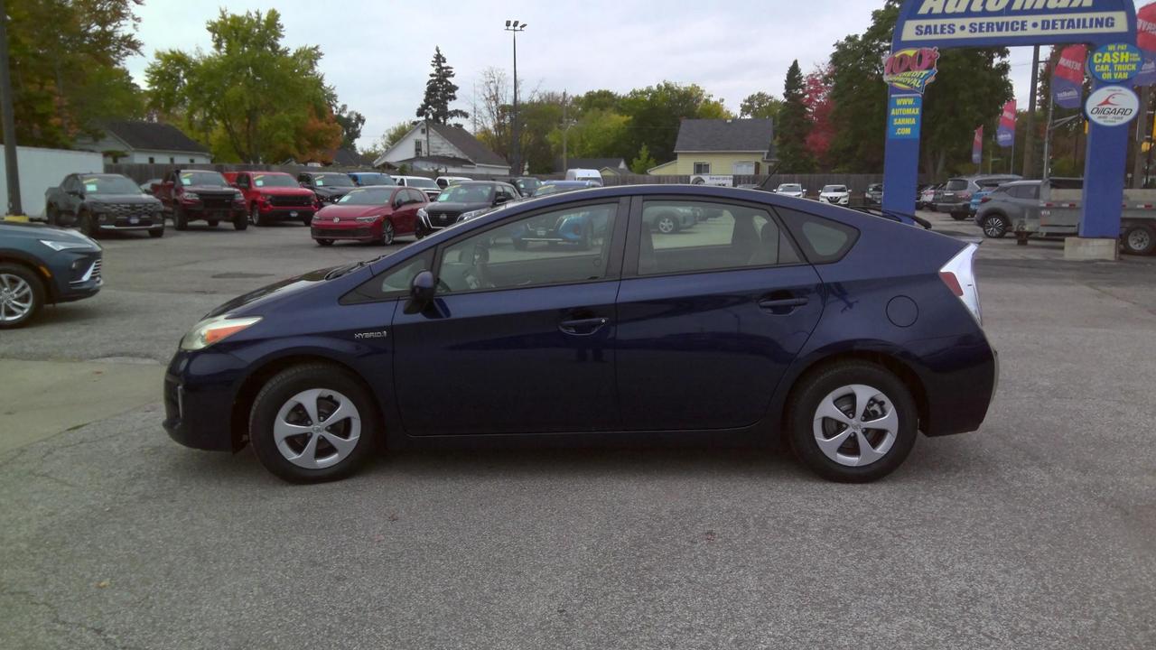 2013 Toyota Prius Base 5dr Hatchback Photo5