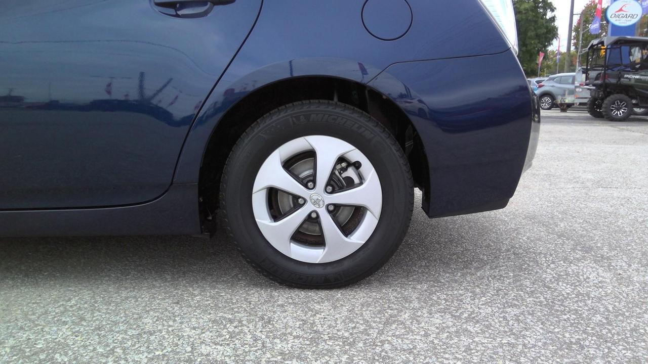 2013 Toyota Prius Base 5dr Hatchback Photo