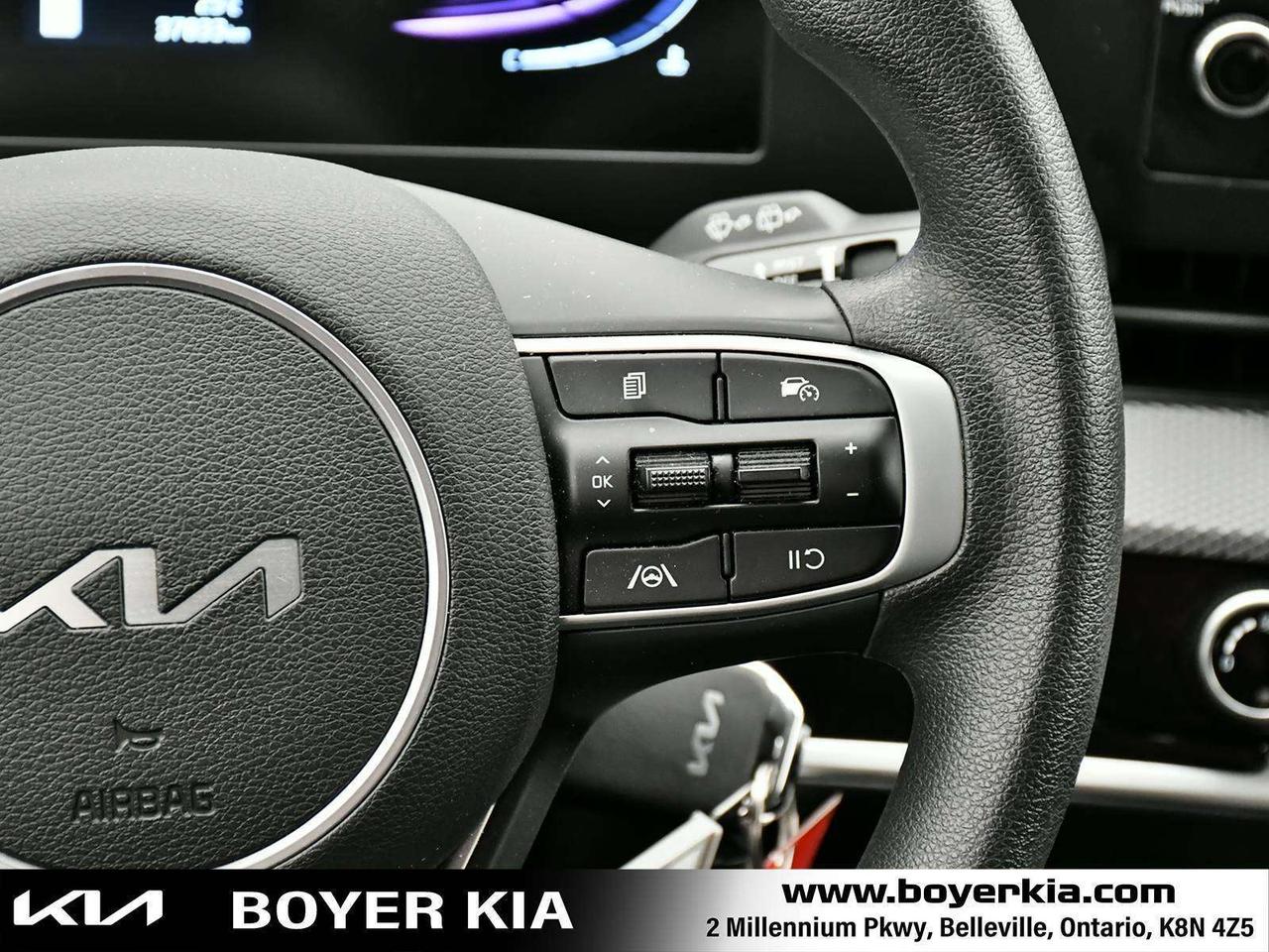 2023 Kia Sportage LX One Owner / Low KMS Photo