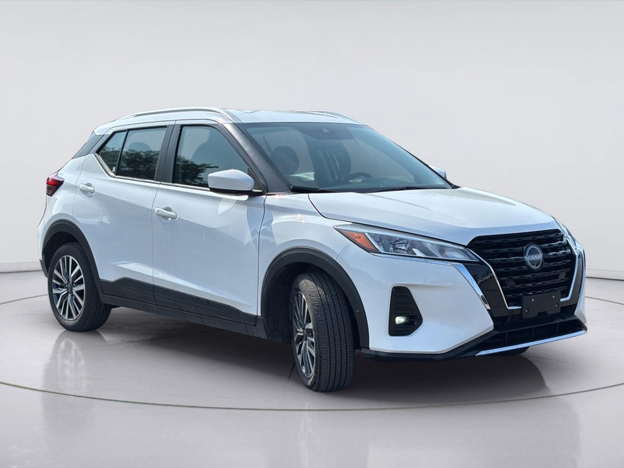 2025 Nissan Kicks Play S Photo