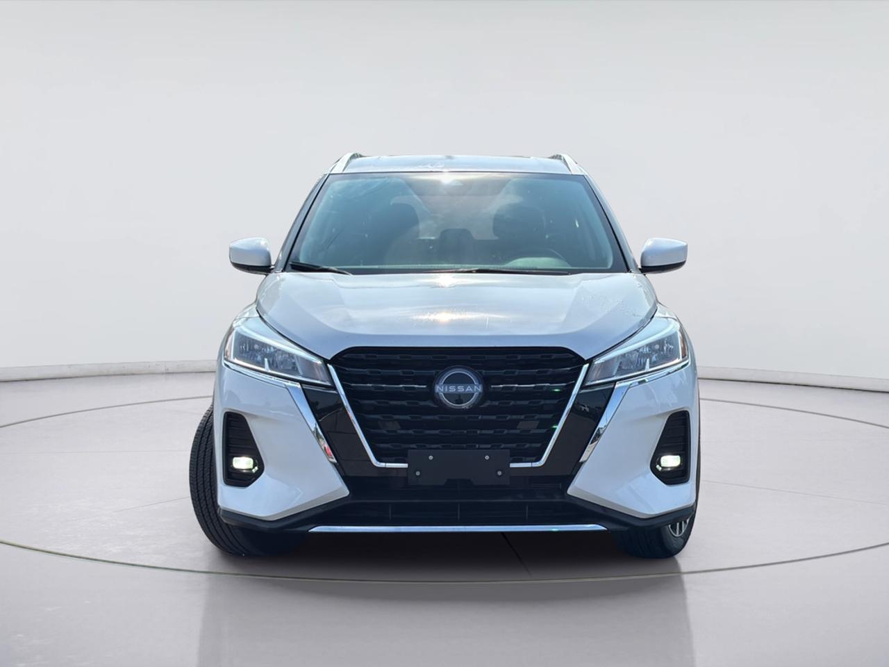 2025 Nissan Kicks Play S Photo