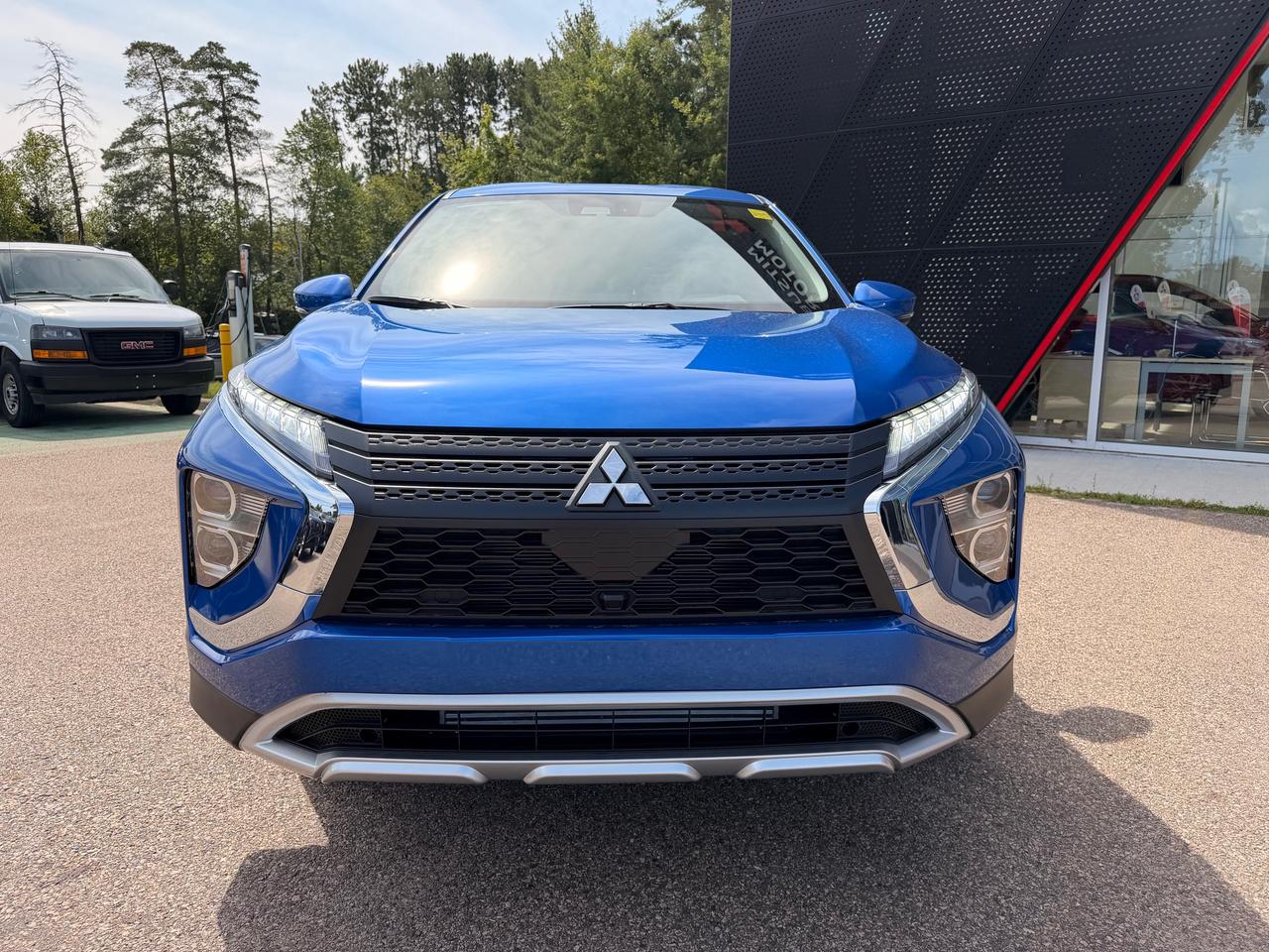 2026 Mitsubishi Eclipse Cross SE 4dr S-AWC Photo5