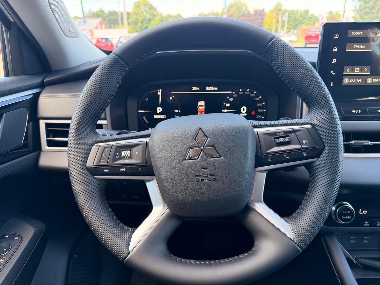 2026 Mitsubishi Outlander PHEV ES 4dr S-AWC Photo