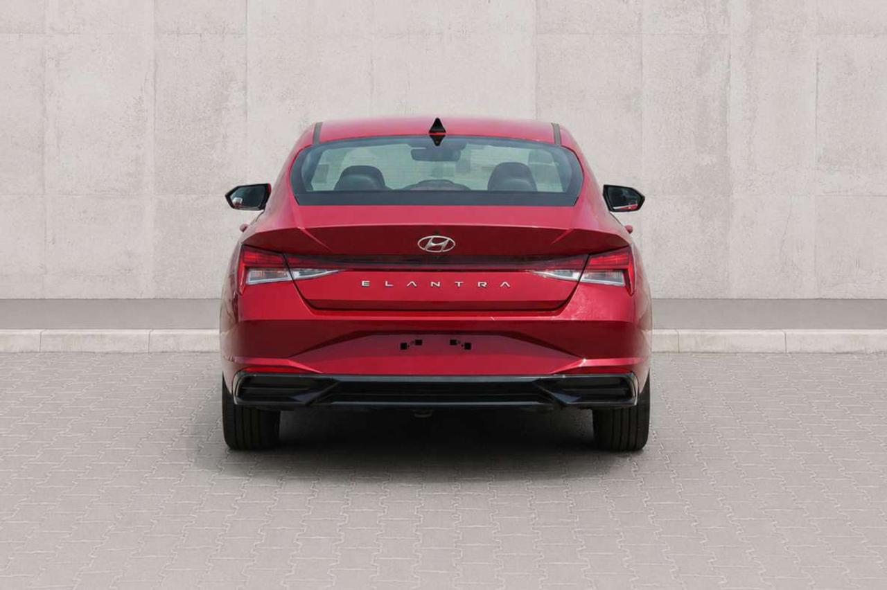 2021 Hyundai Elantra SEL  ReverseCamera HtdSeats CruiseCtrl Photo