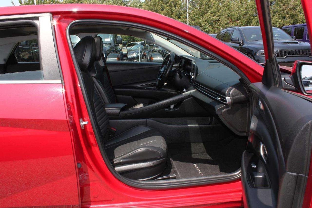2021 Hyundai Elantra SEL  ReverseCamera HtdSeats CruiseCtrl Photo