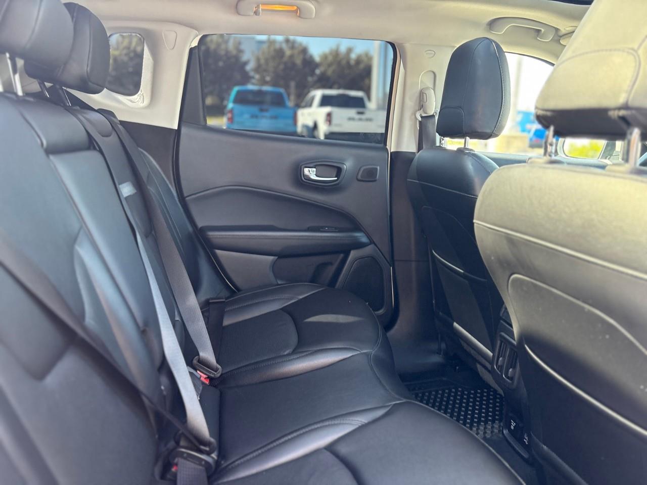 2021 Jeep Compass Altitude 4dr 4x4 Photo