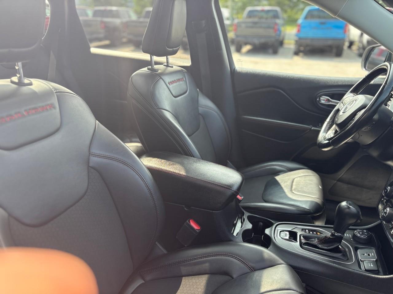 2019 Jeep Cherokee Trailhawk 4dr 4x4 Photo