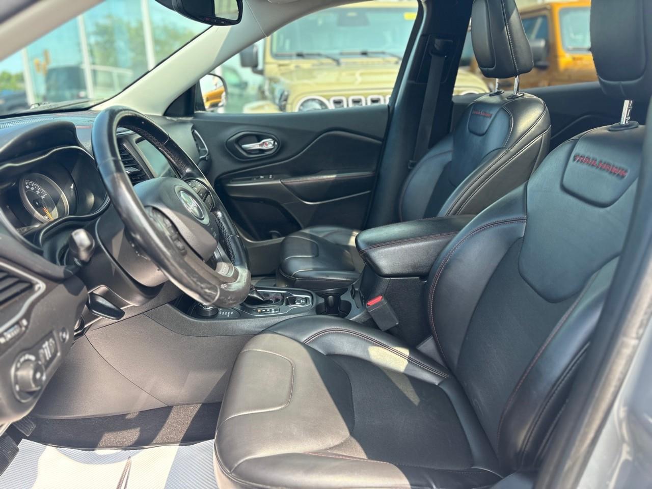 2019 Jeep Cherokee Trailhawk 4dr 4x4 Photo