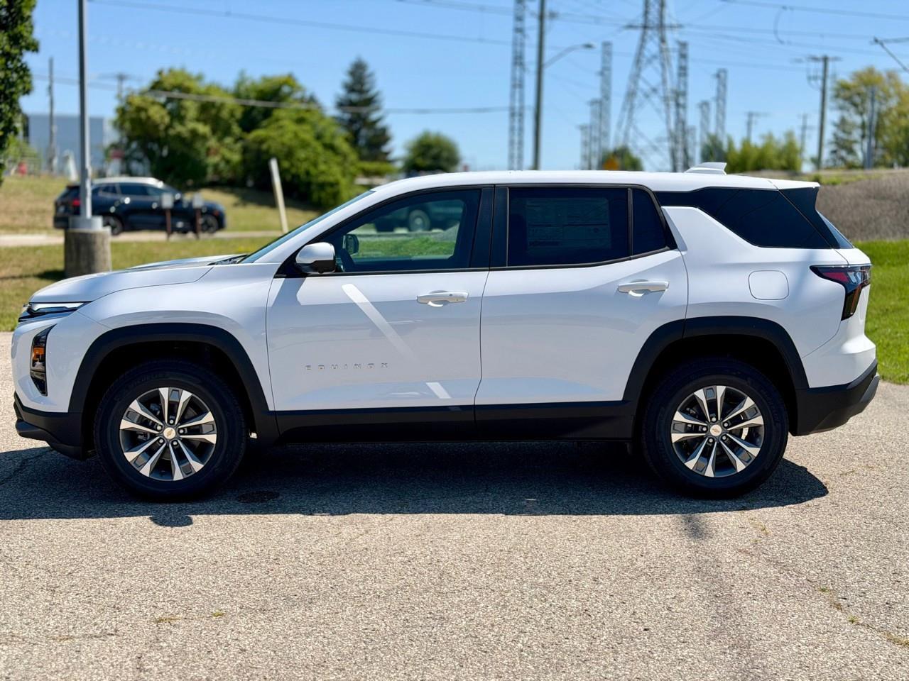 2027 Chevrolet Equinox LT 4dr All-Wheel Drive Photo5