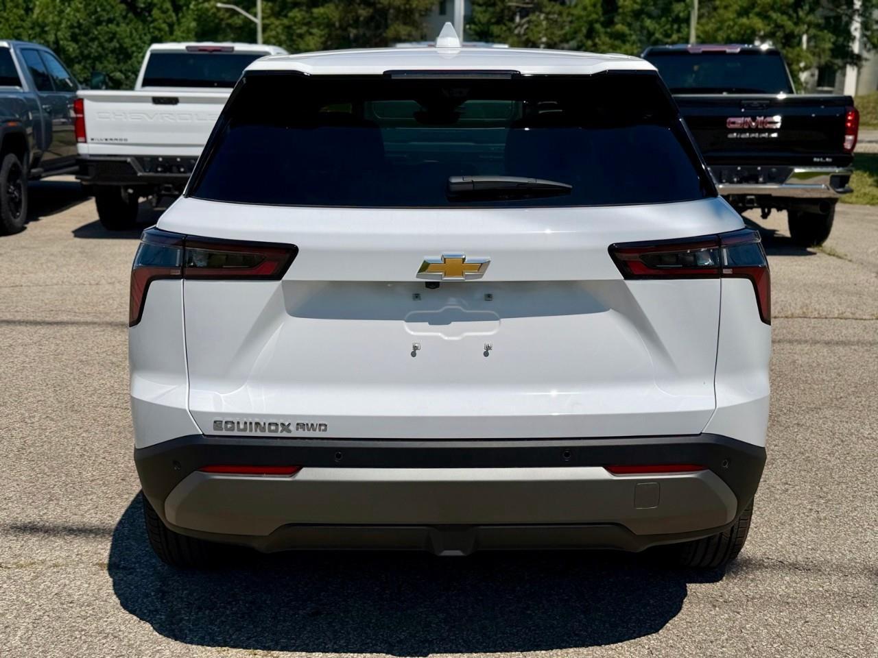2027 Chevrolet Equinox LT 4dr All-Wheel Drive Photo