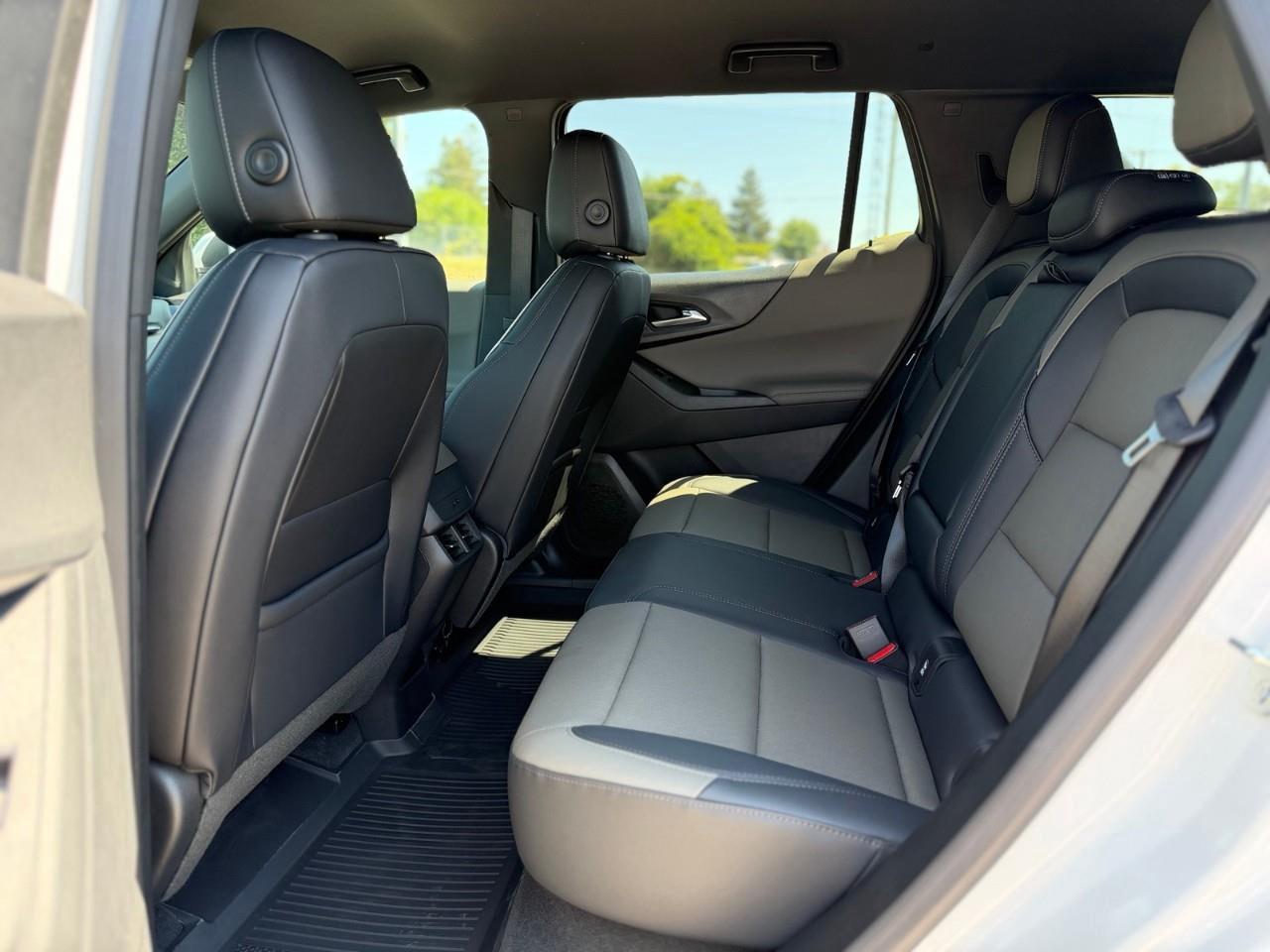 2027 Chevrolet Equinox LT 4dr All-Wheel Drive Photo