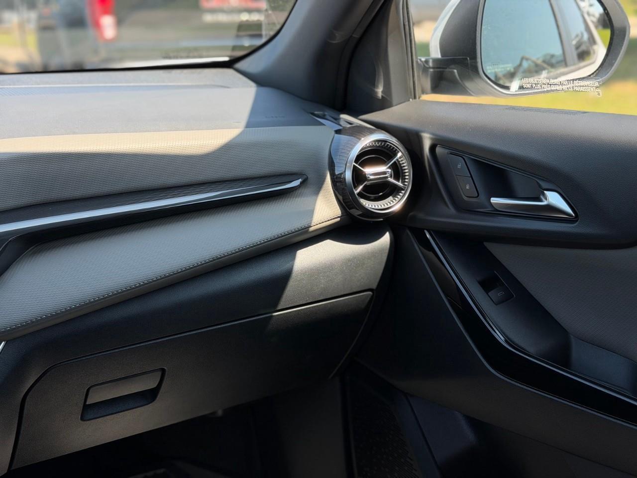 2027 Chevrolet Equinox LT 4dr All-Wheel Drive Photo