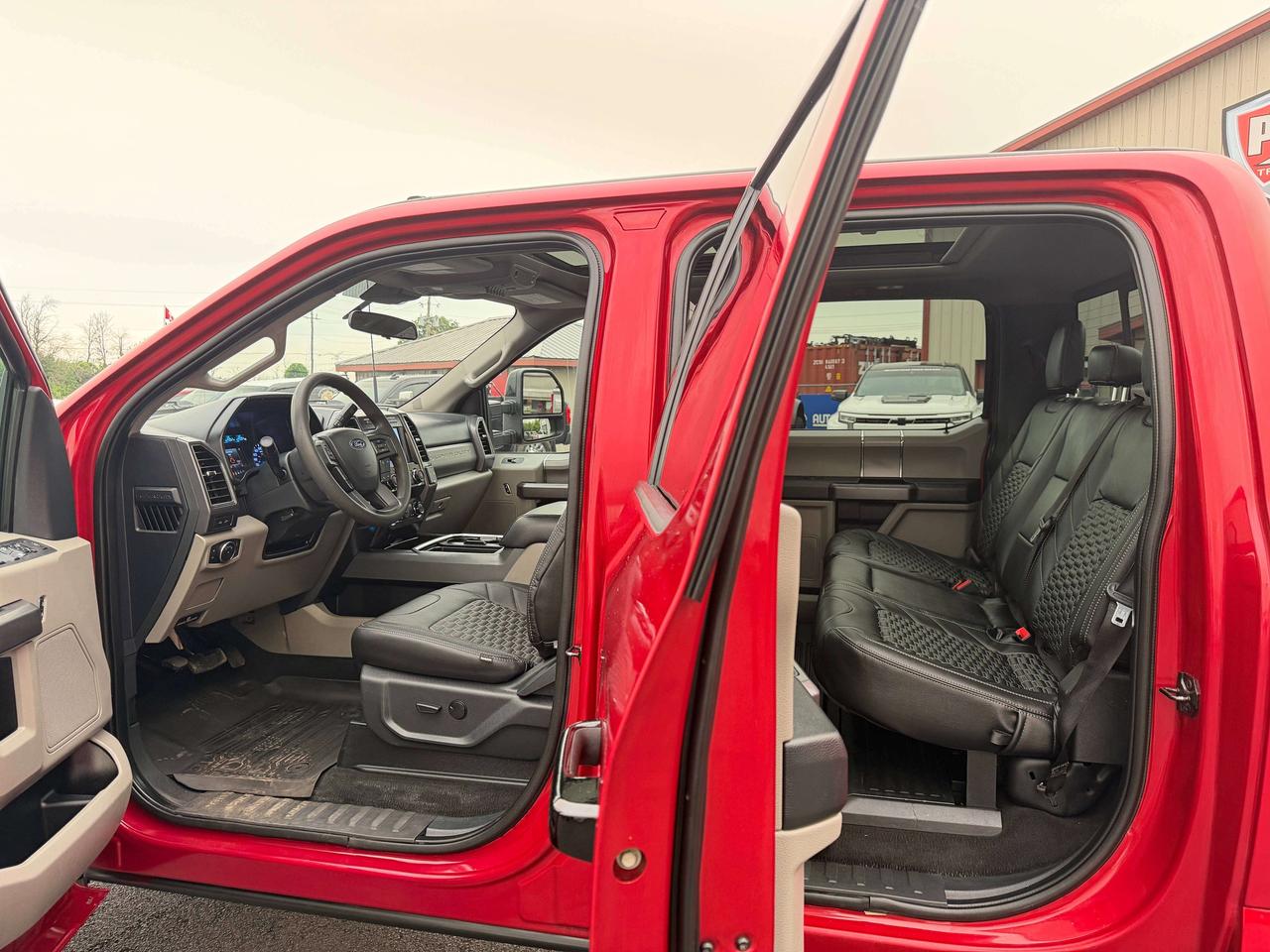 2022 Ford F-250 XLT Photo