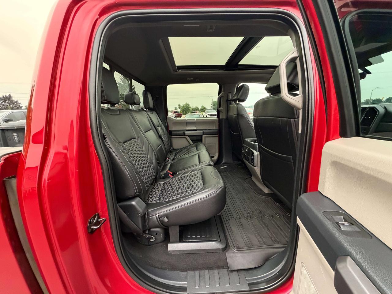 2022 Ford F-250 XLT Photo