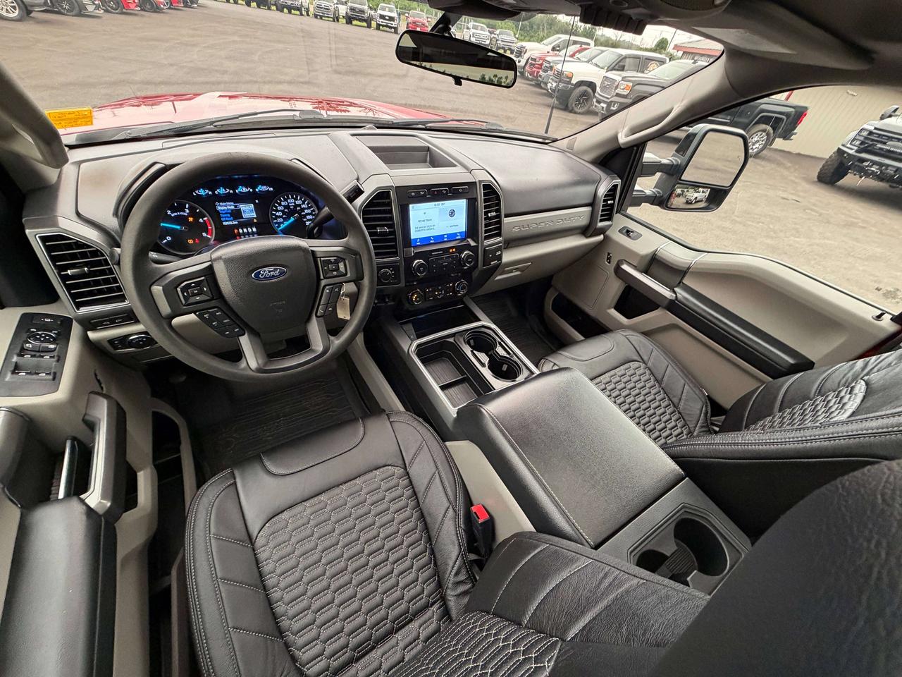 2022 Ford F-250 XLT Photo