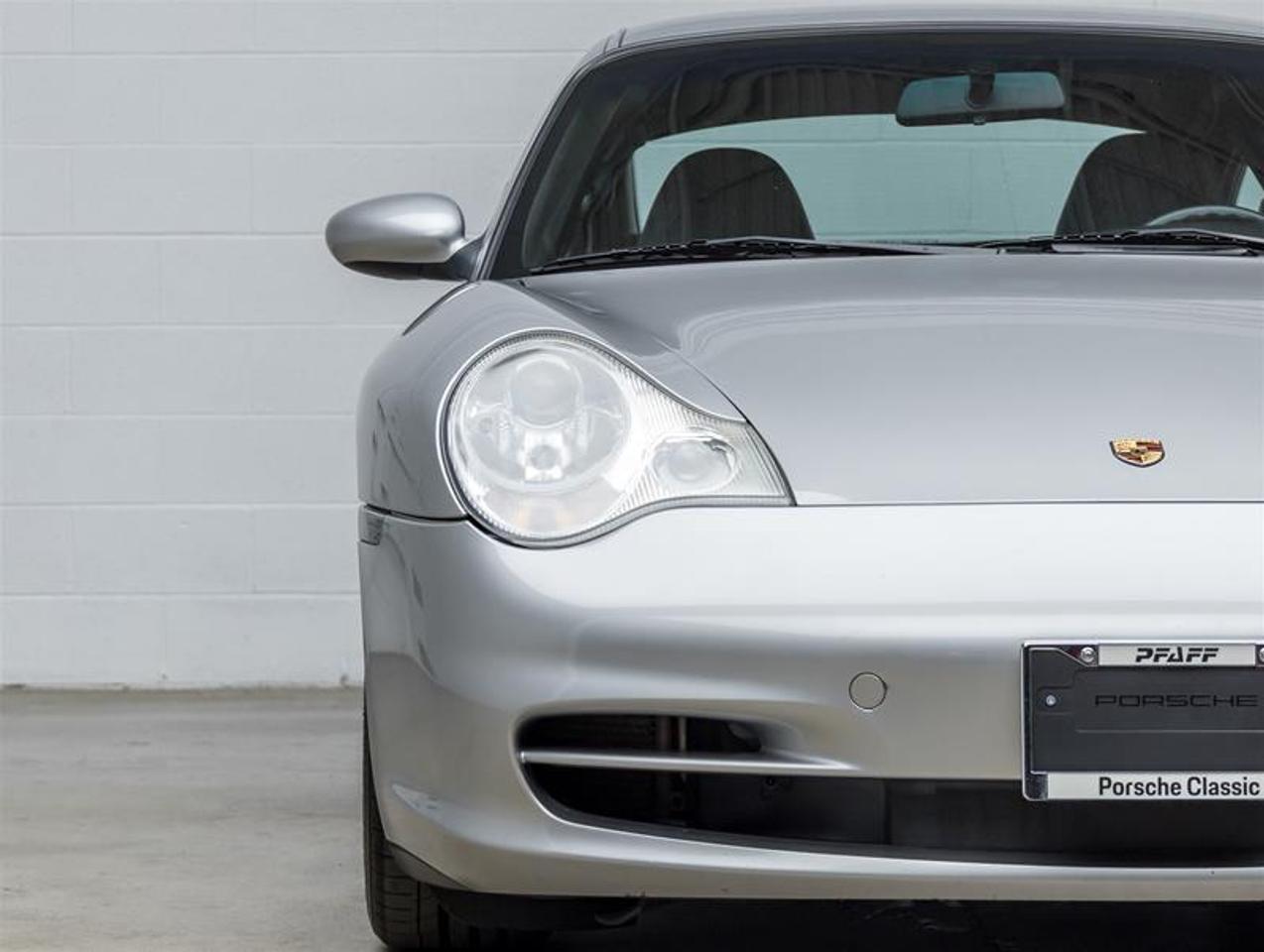 2004 Porsche 911  Photo
