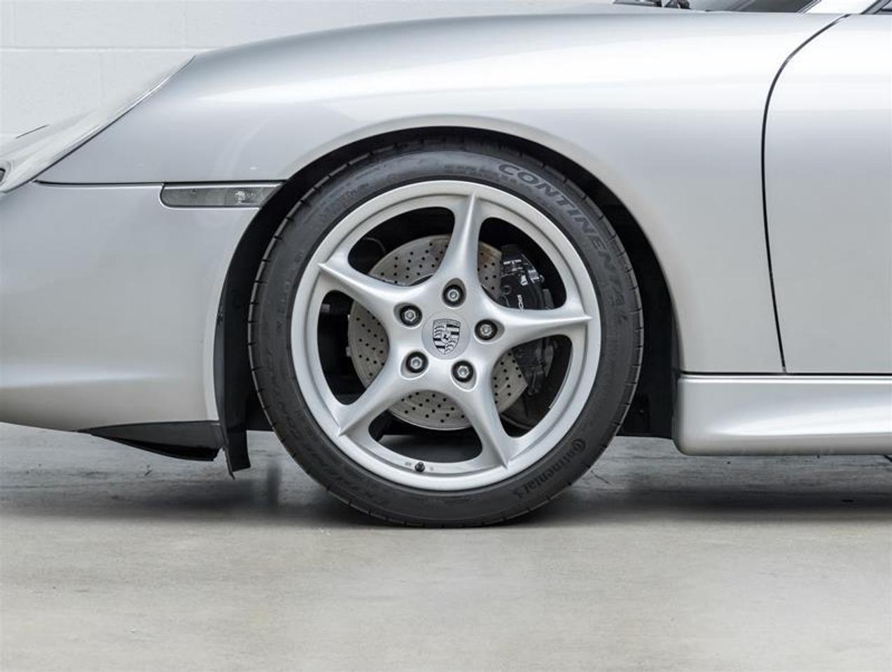 2004 Porsche 911  Photo