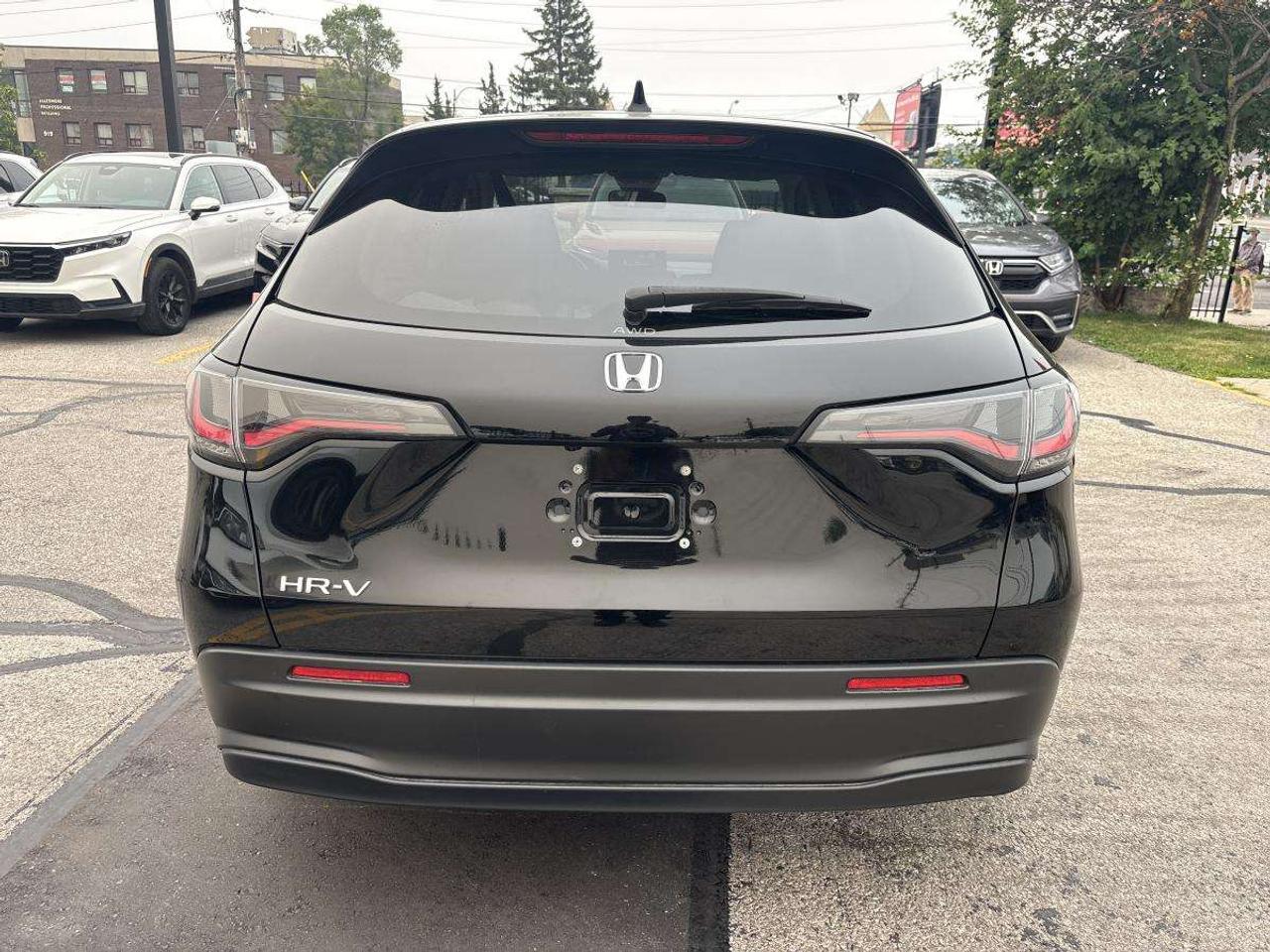 2025 Honda HR-V LX AWD Apple Carplay/Remote Start/Heated seats Photo