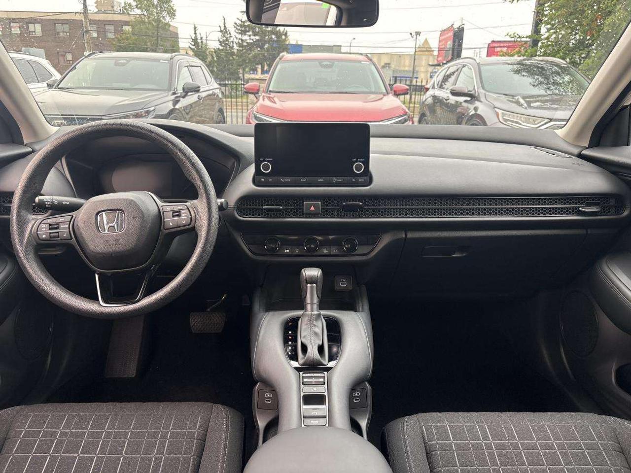 2025 Honda HR-V LX AWD Apple Carplay/Remote Start/Heated seats Photo