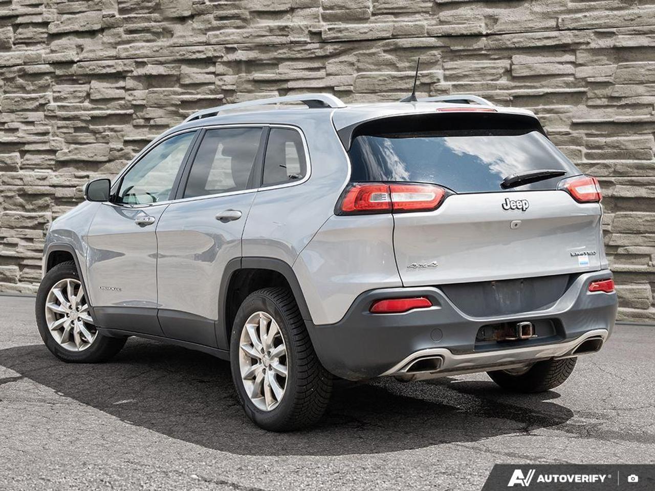 2016 Jeep Cherokee Limited 4dr 4x4 Photo