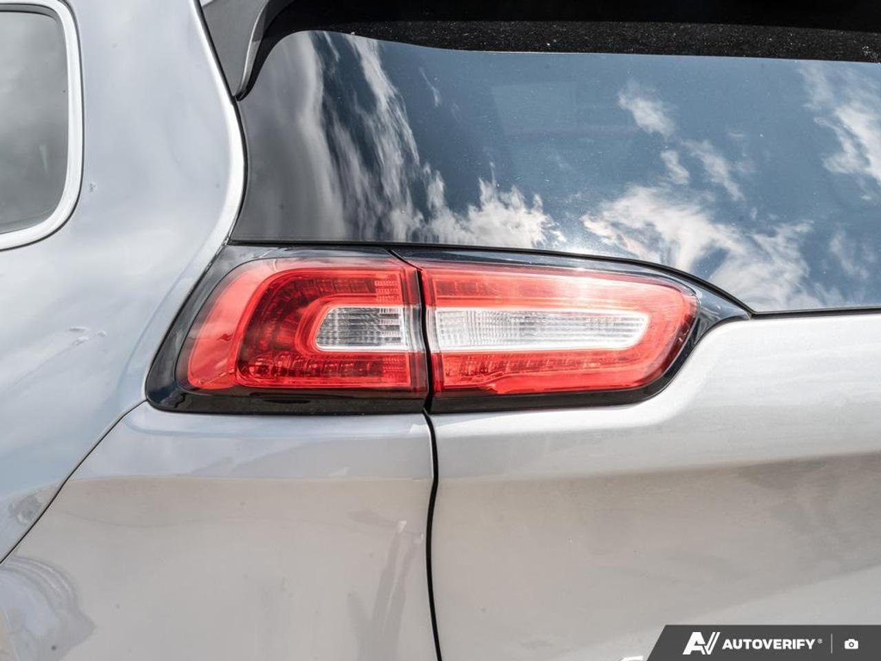 2016 Jeep Cherokee Limited 4dr 4x4 Photo